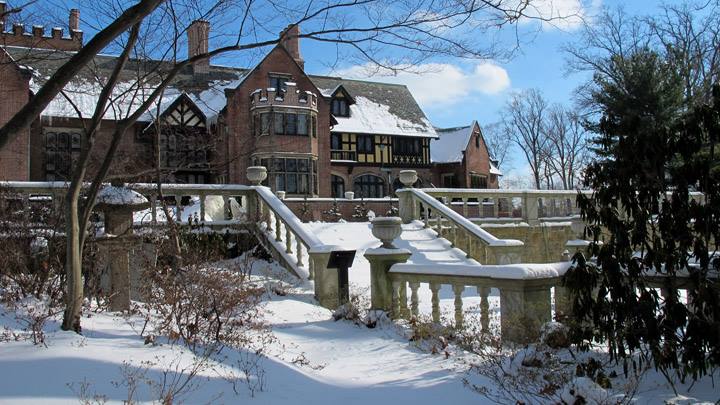 Gallery 2 - Stan Hywet 2016 Season: Family, Sharing Our Stories