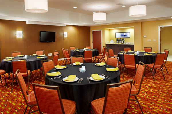 Gallery 4 - Courtyard by Marriott Akron/Stow