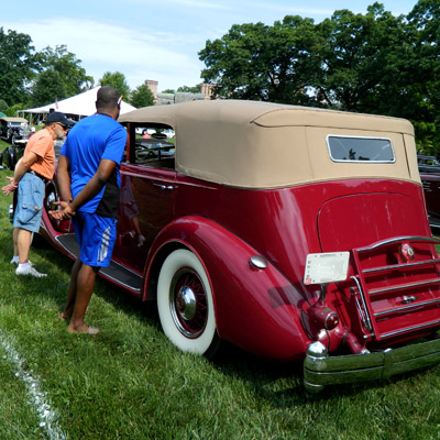 Gallery 5 - Father's Day Classic, Antique and Collector Car Show